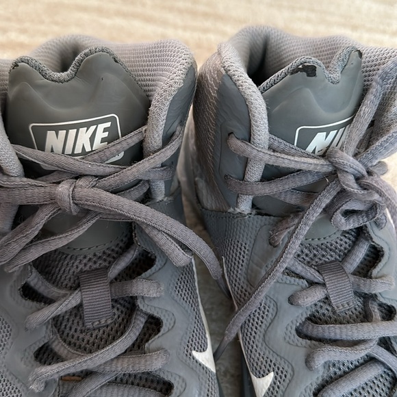 Nike Prime Hype DF 2 Cool Grey (GS) White Wolf Grey Style 807613-002 Size 4 - Picture 16 of 16